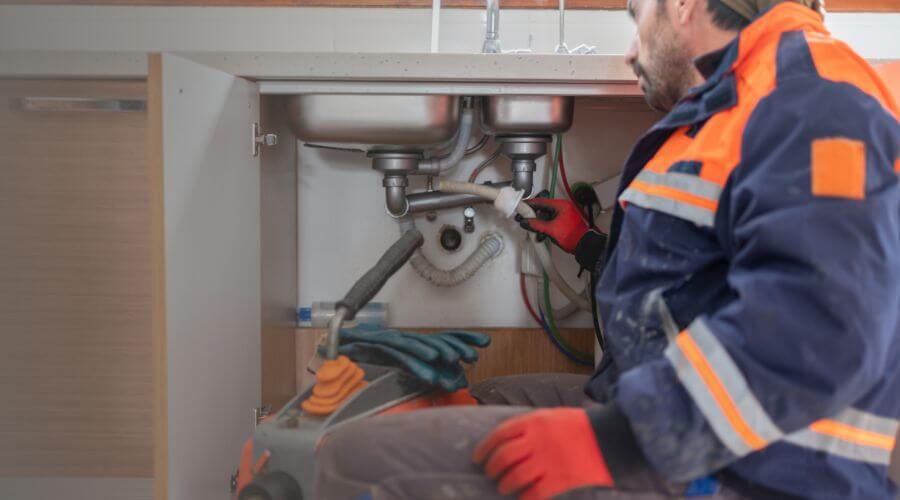 Professional slab leak plumber services in Crystal City, MO
